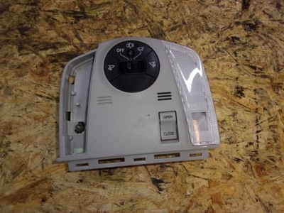 Toyota prius iii лампа освещение кабины фото №1