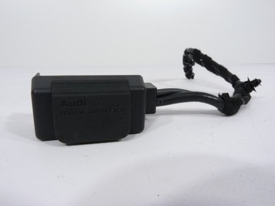 Audi q3 8u audi music інтерфейс 4f0035727 фото №1