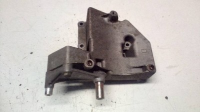 Кронштейн 1740725 bmw e38 фото №1