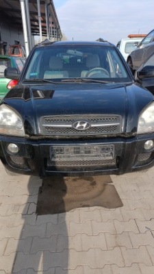 Hyundai tuscon 2.0 без 104kw 4x4 двигатель без оборудование повреждённый фото №1