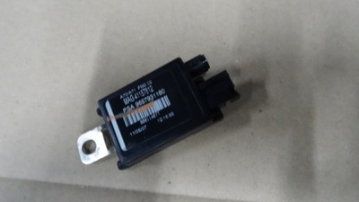 Peugeot 207 усилитель антенны фото №1