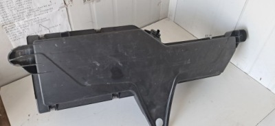 Корпус фільтра повітря bmw f20 f30 n47 фото №1