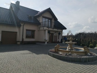 Dom, Zbrosławice (gm.), 240 m²