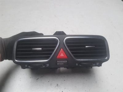 Vw eos 06-10r ґрати обдув середній фото №1