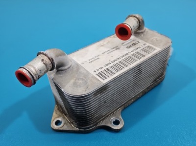Радиатор масла alfa romeo 159 1.9 jts фото №1