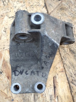 Кронштейн двигателя 504090245 ducato фото №1
