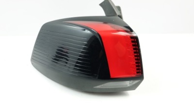 Peugeot 5008 ii лампа лівий задній 9811028080 фото №1