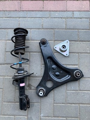 Важіль правий амортизатор renault twingo iii фото №1