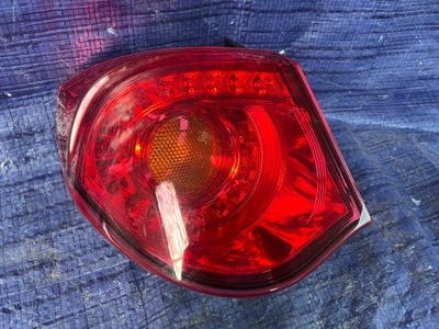 Alfa romeo giulietta ліва задня лампа фото №1