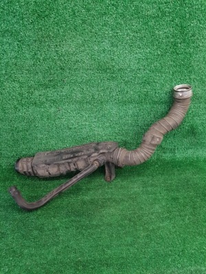 Вентиляция картера труба шланг mercedes-benz c-klasa w203 a2710901537 фото №1