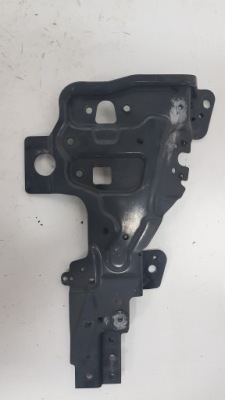 Решітка радіатора кронштейн кронштейн решітка volvo fh4 84228539 фото №1