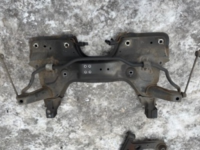 Підрамник підрамник opel corsa e фото №1