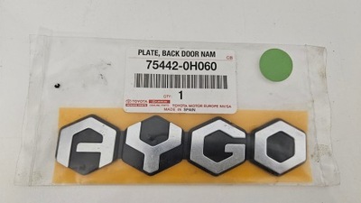 TOYOTA AYGO EMBLEMAT 75442-0H060