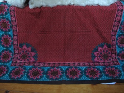 OBRUS W CUDNEJ KOLORYSTYCE