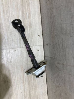 Renault arkana 2022 обмежувач двері задня фото №1