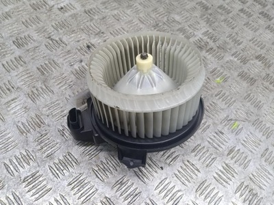 Toyota avensis t27 повітродувка повітря фото №1