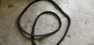 Citroen c5 iii прокладка крышки багажника фото №1