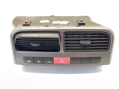 Решётка обдув перед fiat grande punto 735386328 хэтчбек вентиляции фото №1