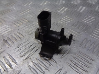 Клапан вакуумa seat toledo ii 1j0908283c фото №1