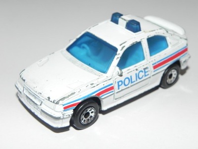 MATCHBOX - OPEL KADETT GSI / VAUXHALL ASTRA GTE POLICE