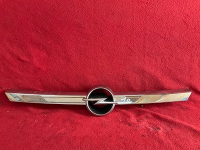 Хром решітка радіатора решітка радіатора gm opel corsa c lift 551290562 оригінал gm фото №1