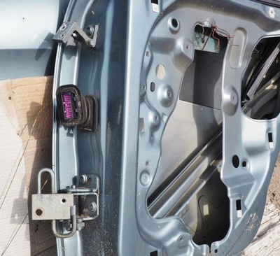 Seat altea петля góra lub dół двері праве задня фото №1