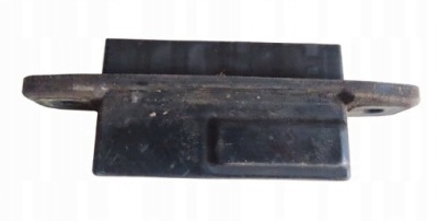 Кнопка кришки багажника контактор toyota auris 1 2006-2012 рік фото №1