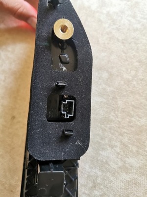 Skoda karoq 57a петля капот правый левый фото №1