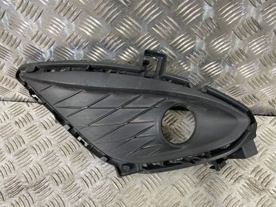 Права решітка бампера передній mazda 5 lift фото №1