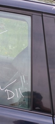 Молдинг двері вертикальна задня права bmw x3 e83 shadow фото №1