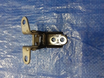 Петля лівий задня нижній juke f16 20r фото №1