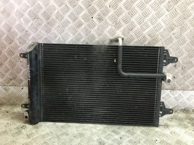 Galaxy mk1 2.8 радиатор кондиционера 7m3820411c фото №1