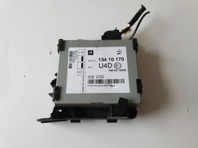 Opel astra j модуль радио 13410170 u4d фото №1