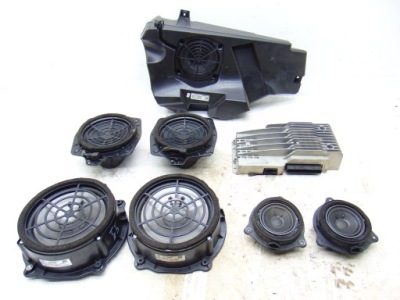 WZMACNIACZ AUDIO GŁOŚNIIKI BOSE AUDI TT 8J 8J0035223C