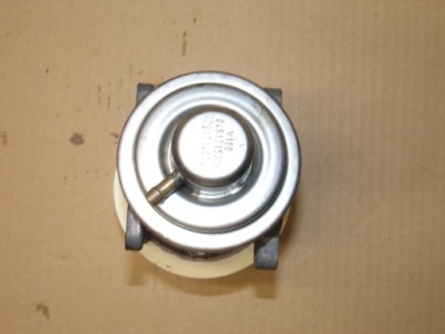 Клапан egr ibiza iii roomster fabia ii 1.4 tdi фото №1