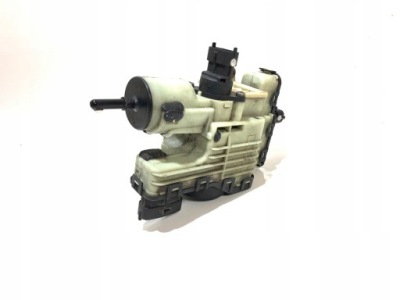 Помпа adblue инжектор 092840421 mercedes w166 w213 фото №1