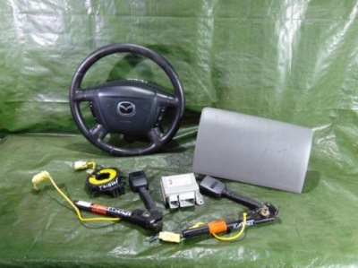 Подушка безпеки водія пасажира датчик натягувачі tribute фото №1