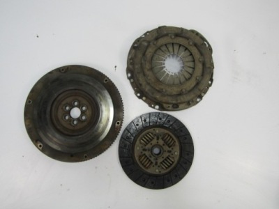 Ford maverick i колесо маховик + tacza + прижим 2,4 ka24e terrano ii фото №1