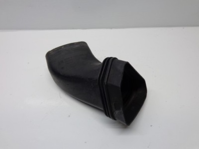 Bmw 3 e90 e91 2.0 d n47 труба повітрозабірник шланг повітря 7798876 фото №1