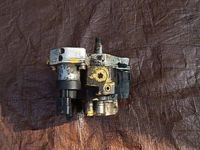 Насос упорскування volvo s40, v40 1.9 dci фото №1