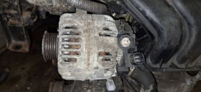 Toyota corolla генератор 2005 1.4l 170600d140 фото №1