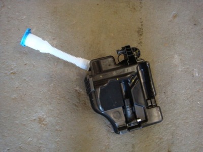 Skoda rapid 5j бачок омивача фото №1