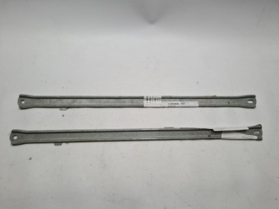 Кронштейн розпірка doł mercedes w212 218 2125240147 фото №1