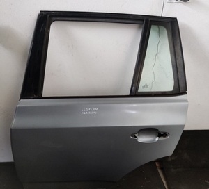 Bmw x3 e83 двері лівий задня silbergrau a08 фото №1