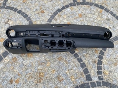 Mercedes 177 a klasa приборная панель консоль приборная панель перед оригинал фото №1