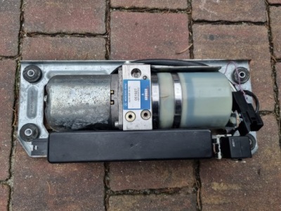 Насос дах mercedes sl r230 2308000030 фото №1