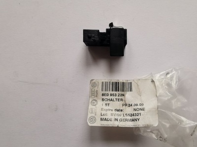 Переключатель багажника audi a4 01- 08 фото №1