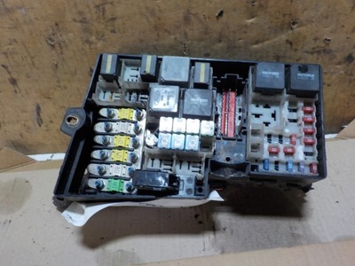 Ford focus mk2 коробка запобіжників фото №1