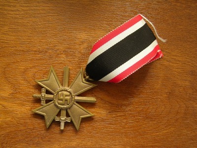 Kriegsverdienstkreuz 1939 2. Kl. mit Schwertern