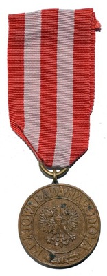 Medal za Zwycięstwo KRN 1945 Grabski Caritas wczesny